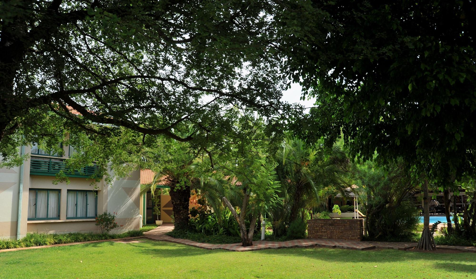 Cresta Bosele Hotel Selebi-Phikwe Extérieur photo